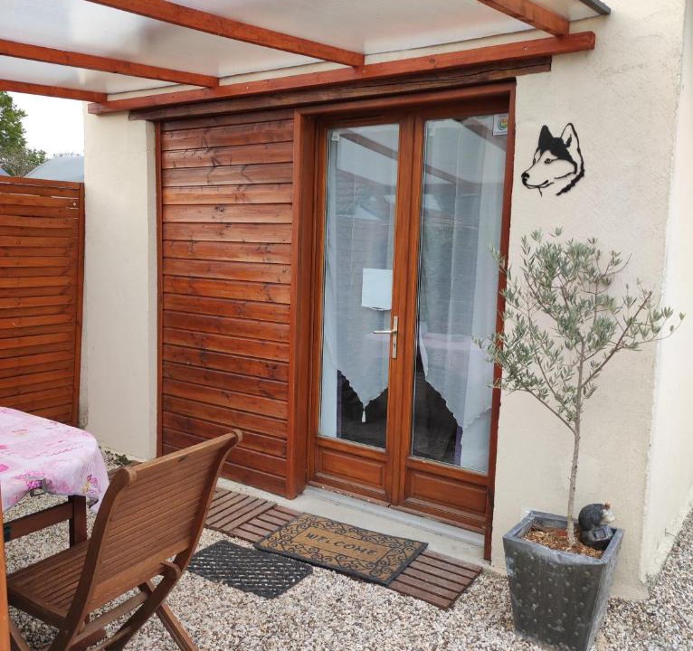 Lamotte-Beuvron House | studio avec terrasse "Le Loup"