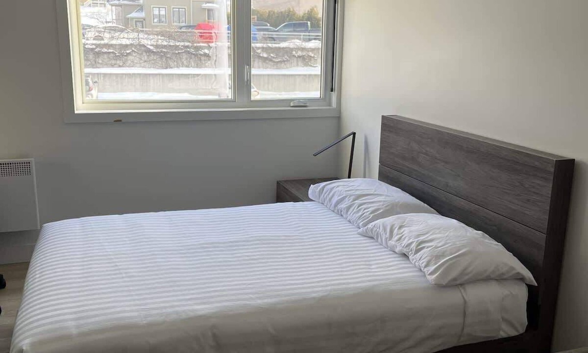 Riviere-du-Loup Regional County Municipality Apartment | Studio avec Vue Cour- 207