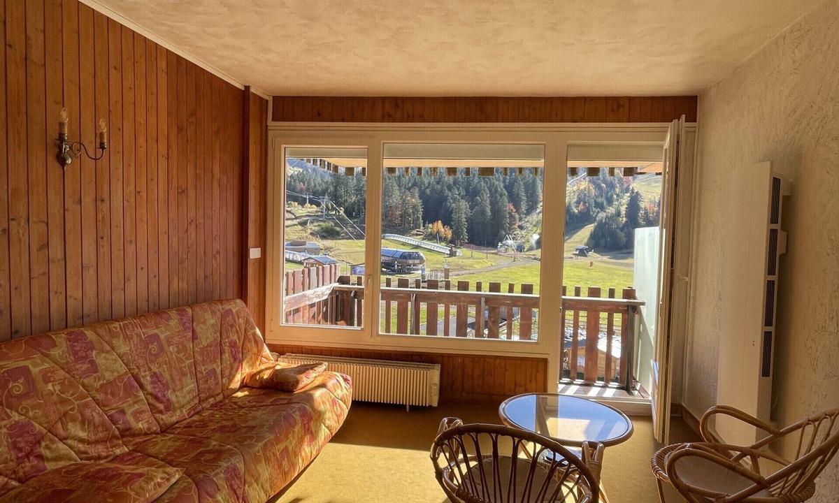 Laveissiere Apartment | Studio avec vue sur la prairie