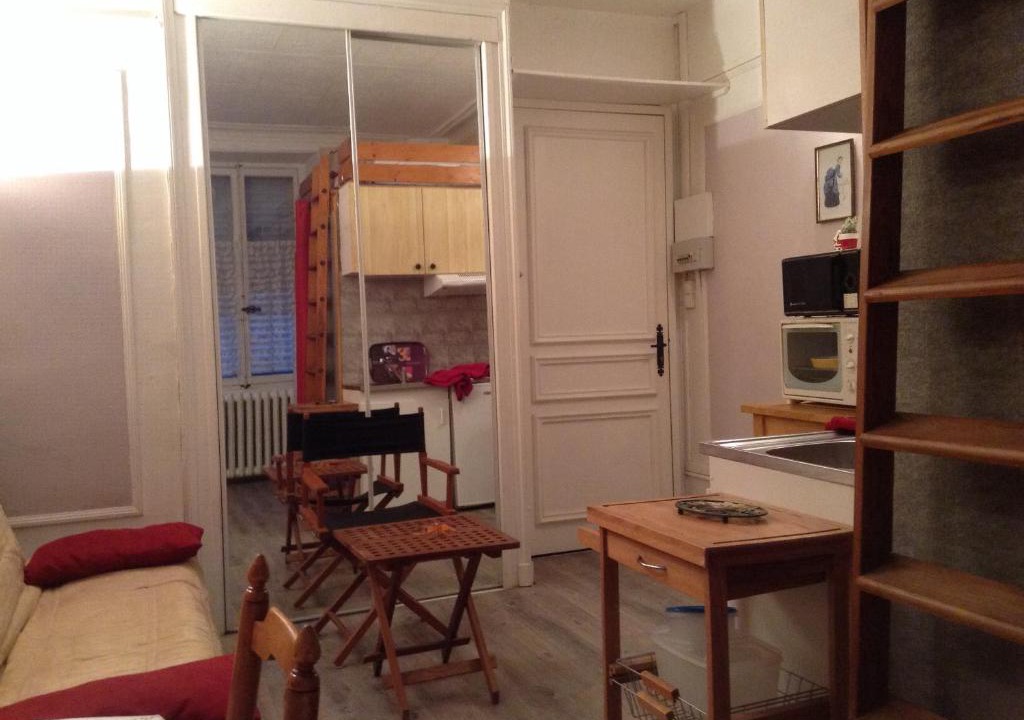 Aix-les-Bains City Center Apartment | Studio Beau site