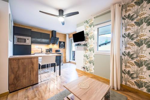 Brides-les-Bains Apartment | Studio Bee Happy