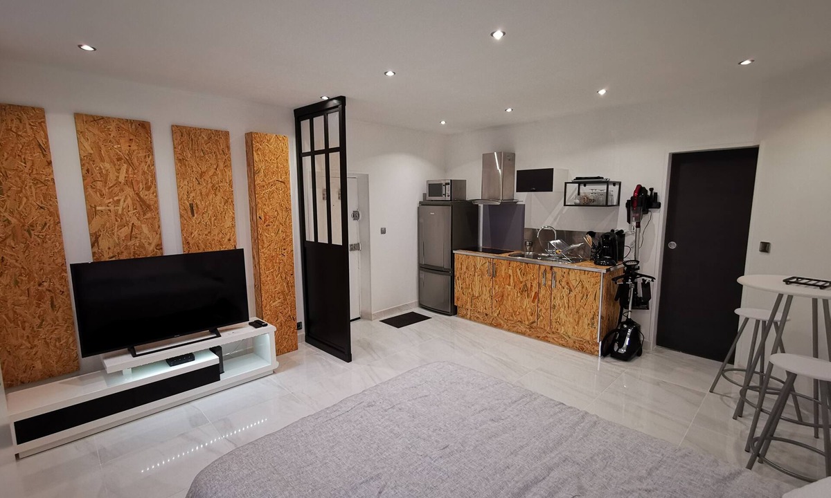 Le Port-Marly Condo | Studio between Paris and Versailles