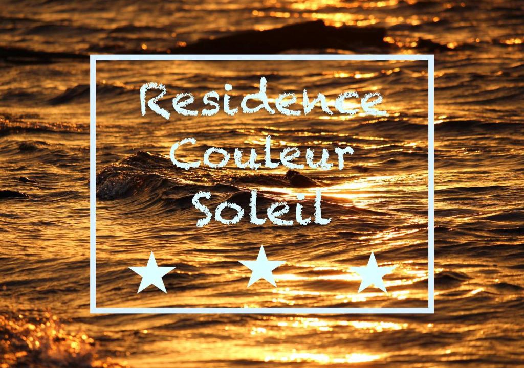 Juan-les-Pins Apartment | studio bleu Juan les Pins