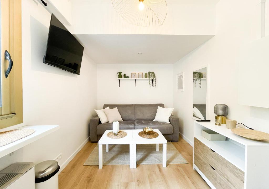 Menton Apartment | Studio bord de mer 2