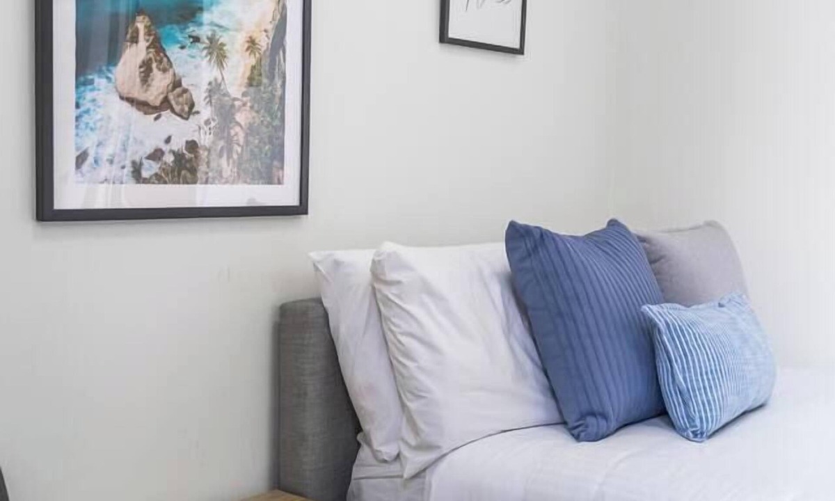 Brunswick West Apartment | Studio Brunswick Rd | Free Parking | 10 min to CBD