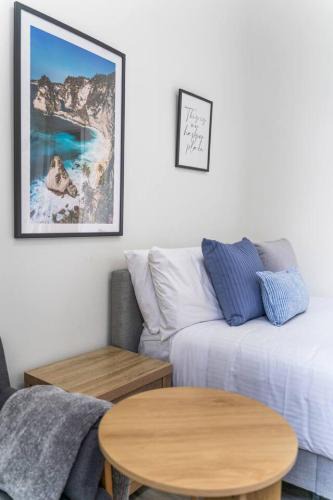 Brunswick West Apartment | Studio Brunswick Rd - Free Parking - 10 min to CBD
