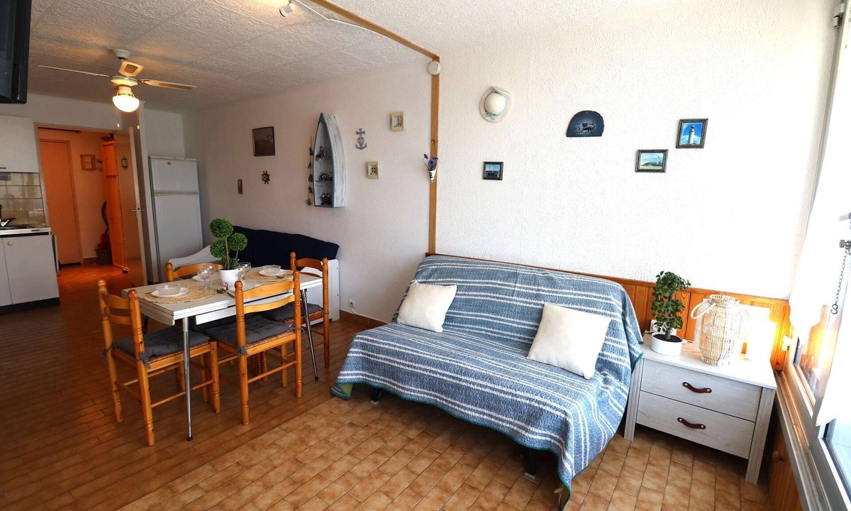 Le Grau-Du-Roi Apartment | Studio Cabin swimming pools parking near sea
