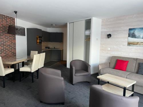 Eaux-Bonnes Apartment | Studio cabine à Gourette, 6 pers, piscine, animaux admis - FR-1-860-25