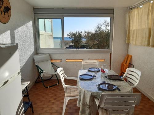 Port Leucate Apartment | Studio cabine à Port Leucate, 4 pers, animaux admis, parking, accès direct à la mer - FR-1-798-19
