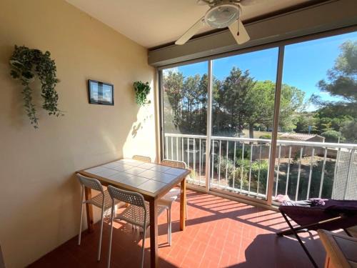 Sete Apartment | Studio cabine à Sète avec terrasse, parking et proche plage - FR-1-338-375