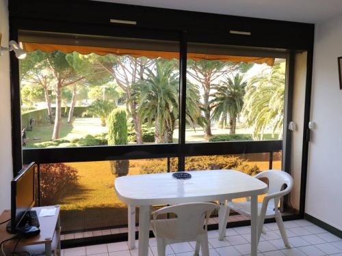Le Grau-Du-Roi Apartment | Studio Cabine 4 pers proche plage avec parking - FR-1-307-114