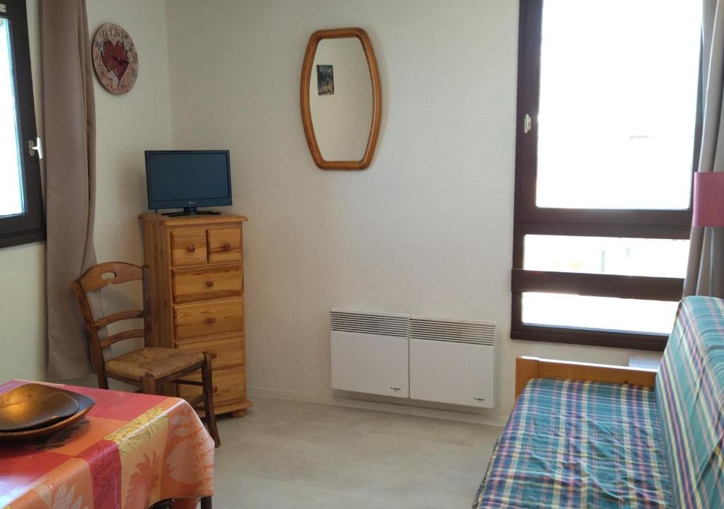 Prapoutel Apartment | Studio cabine 4 pers., pied des pistes, vue vallée - FR-1-557-114