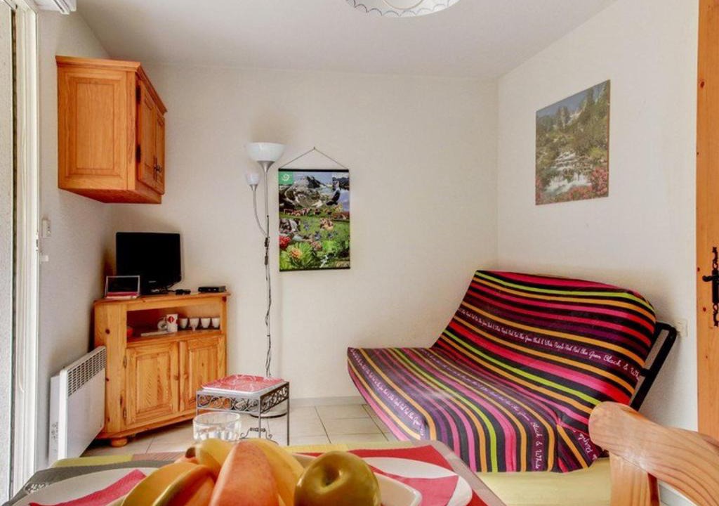 Luz-Saint-Sauveur Apartment | Studio cabine 5 pers, balcon sud, parking, proche centre Luz-Saint-Sauveur, ski et thermes à proximité - FR-1-402-80