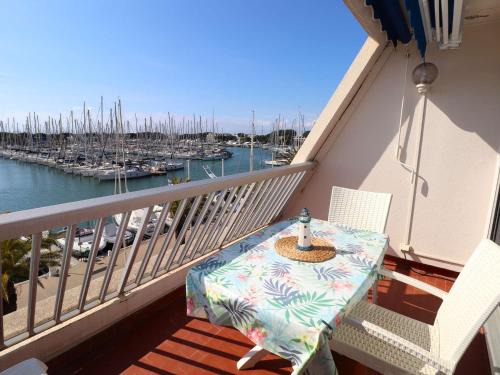 Le Grau-Du-Roi Apartment | Studio Cabine avec Climatisation et Parking au Port, Proche Restaurants - FR-1-307-280