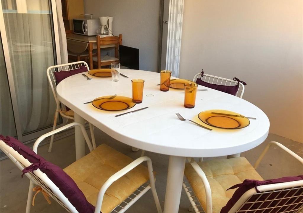 Port Leucate Apartment | Studio cabine avec piscine, plage à 50m, parking privé, commerces à 400m - FR-1-81-339