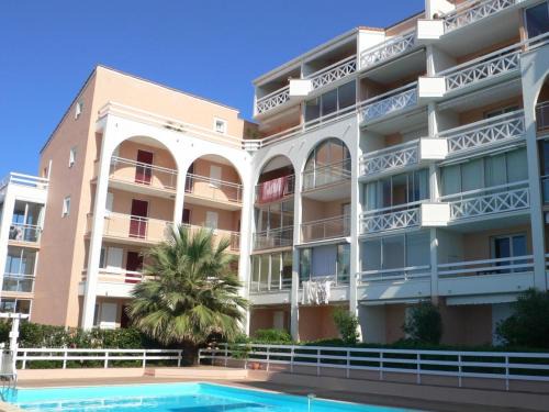 Sete Apartment | Studio Cabine avec Piscine, Parking Privé et Wifi - Proche Plage et Commerces à Sète - FR-1-338-574