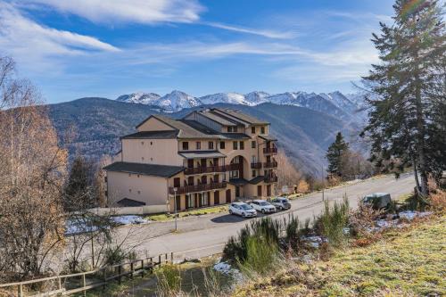 Ax-les-Thermes Apartment | Studio Cabine Ax Les 3 Domaines
