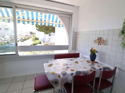 Le Grau-Du-Roi Apartment | Studio cabine climatisé proche plage avec parking privé, piscines et jardins d'enfants - FR-1-307-258