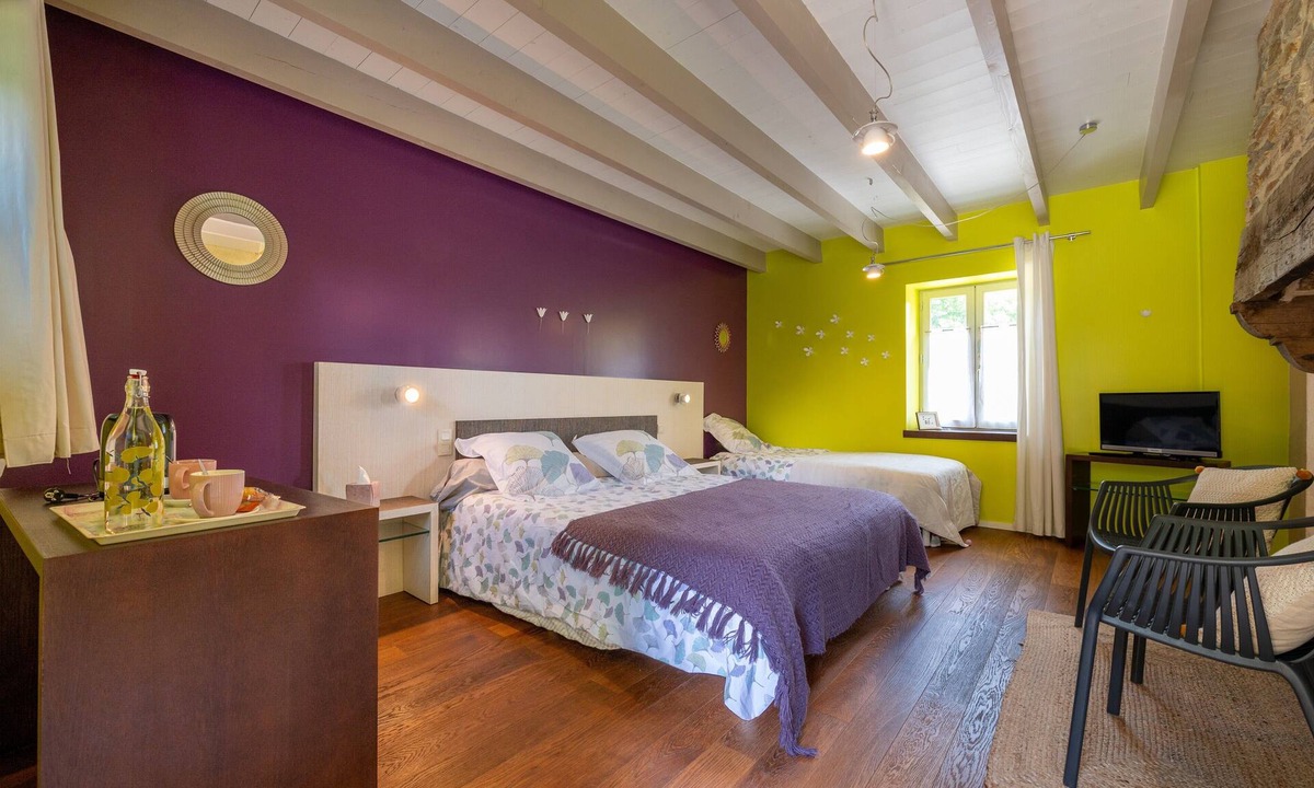 Arzano Apartment | Studio 'Camélia with Breakfast', Shared Pool, Shared Terrace, Wi-Fi