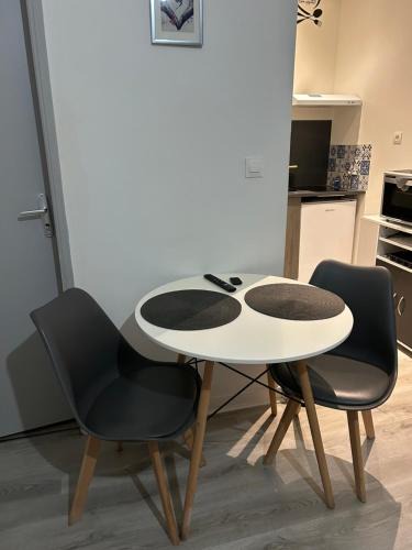 Champ-Capelet Apartment | Studio Capelet