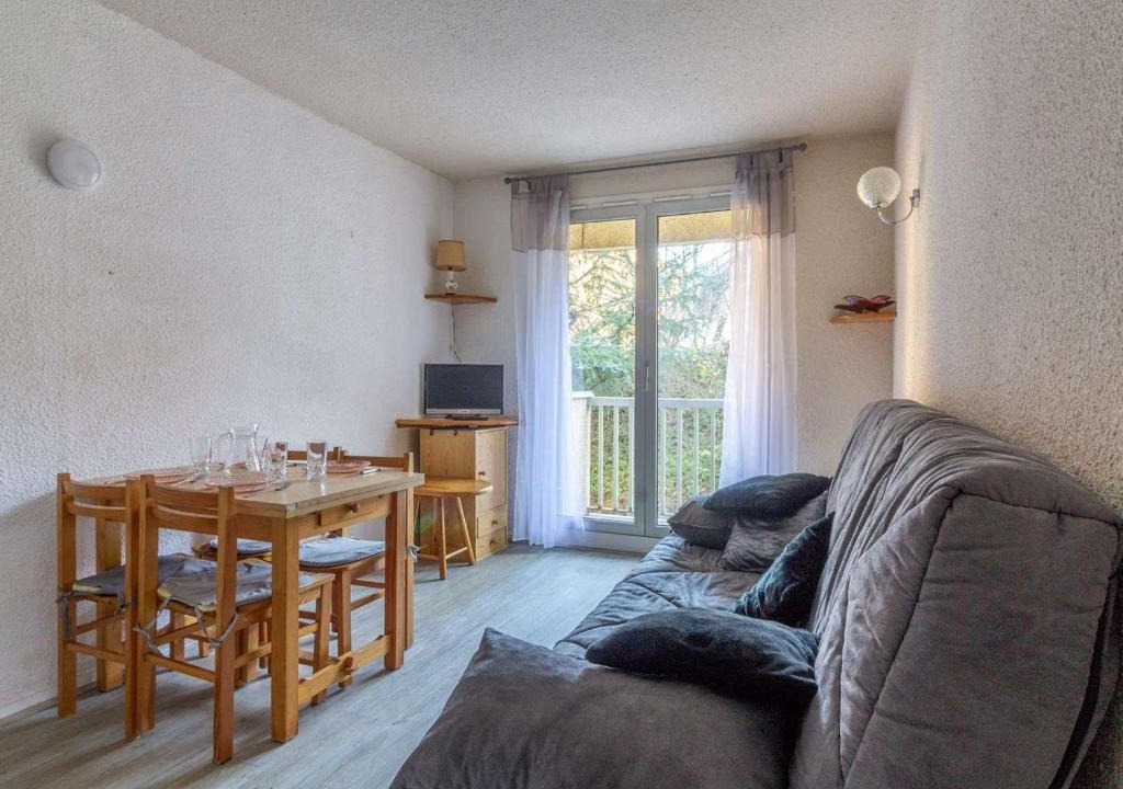 Cauterets Apartment | Studio Cauterets, 1 pièce, 4 personnes - FR-1-401-72
