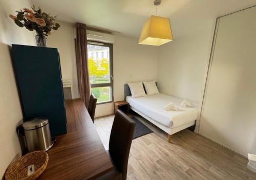 Sainte-Anne - Faubourg Noyon Apartment | Studio Central Cosy