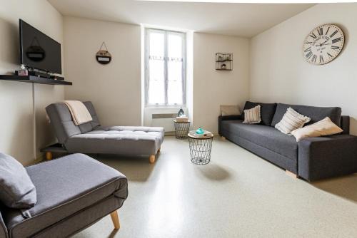 Cholet Apartment | Studio centre ville avec parking privé