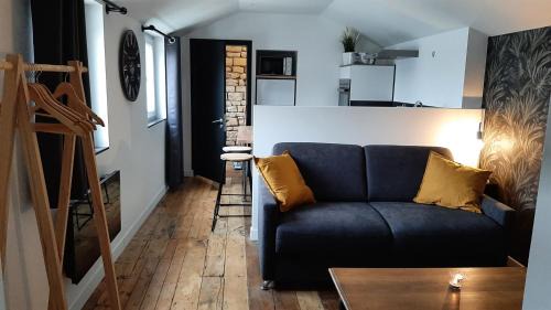 Charleville-Mezieres Apartment | Studio chaleureux en hyper centre