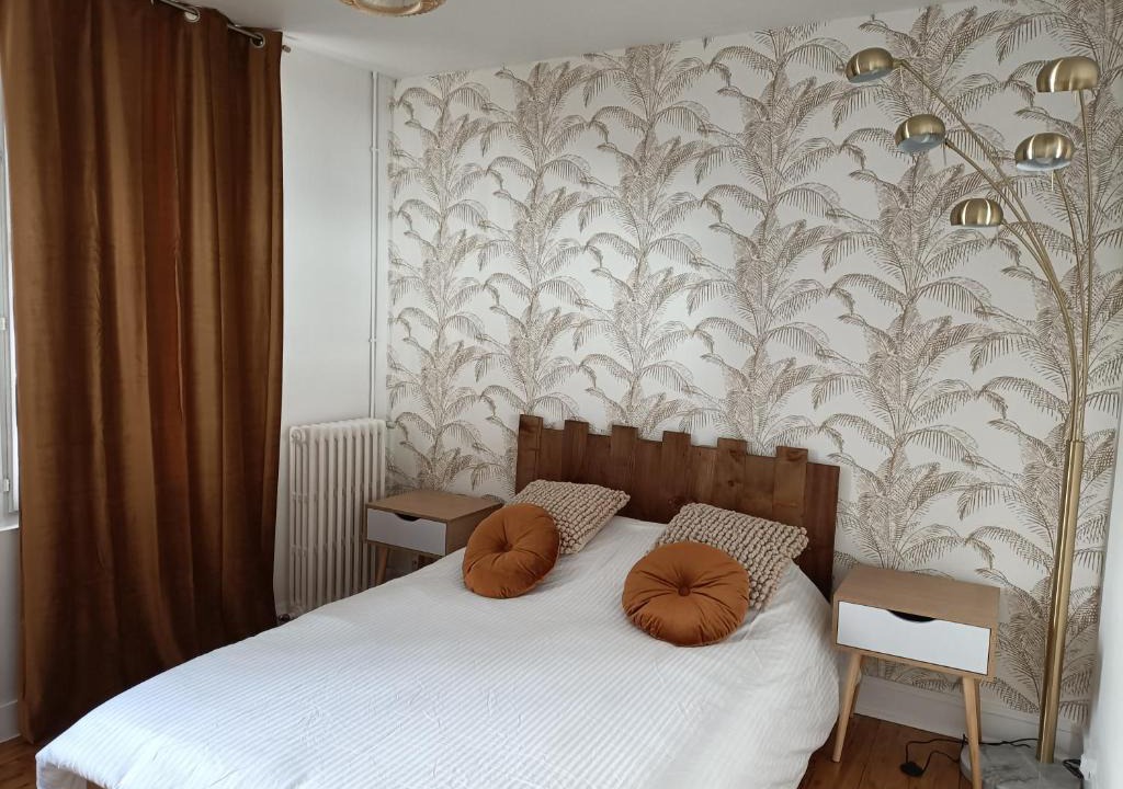 Saint-Julien Apartment | Studio chaleureux - Centre ville de Caen