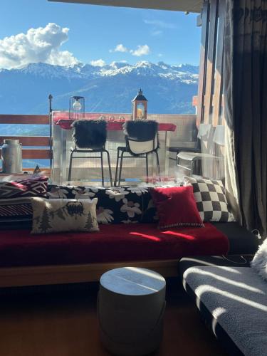 Anzere Apartment | Studio chaleureux, confortable, avec vue sur les Alpes