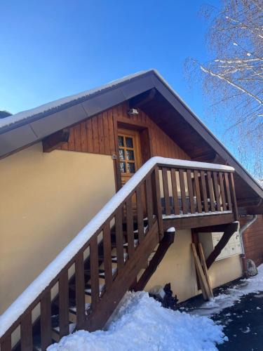 Cruseilles Bed & Breakfast | Studio chambre