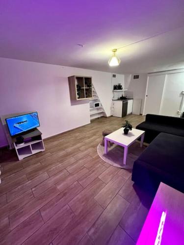 Pere Lachaise Apartment | Studio charmant centre Idéal
