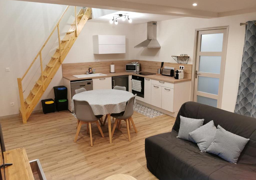 Buxerolles Apartment | Studio Climatisé 38m2 Poitiers proche Futuroscope