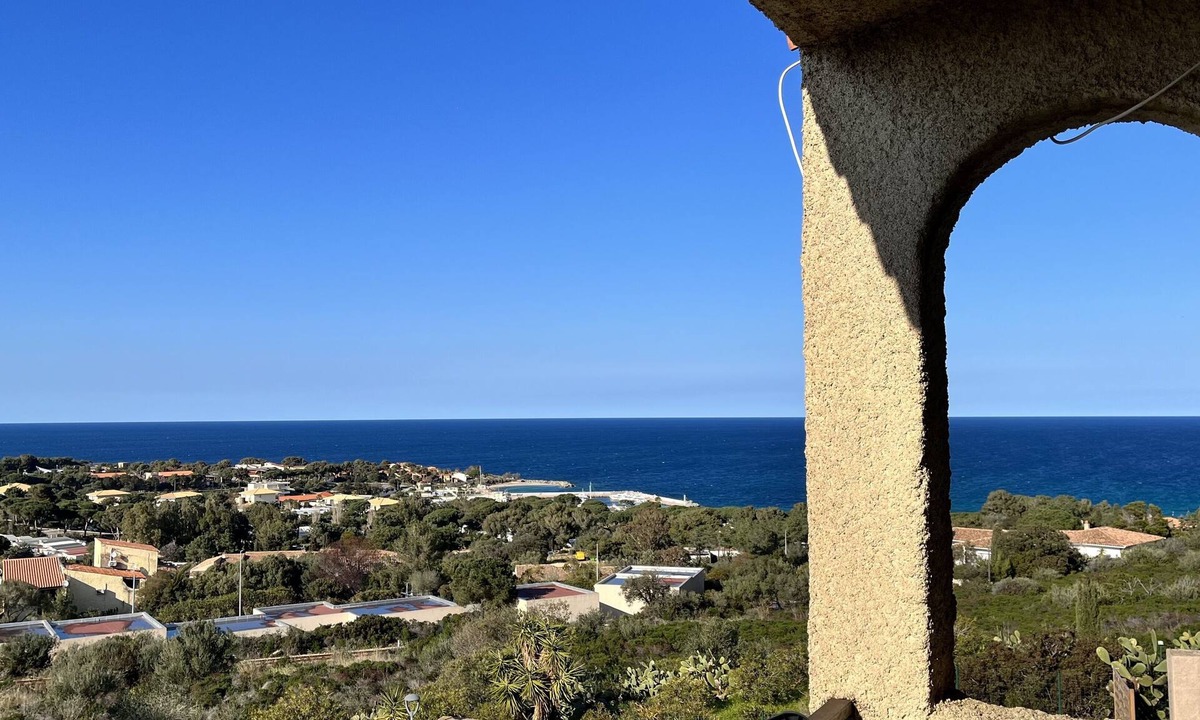 Marine de Saint Ambroggio Apartment | Studio Climatisé vue mer a 900m de la Plage