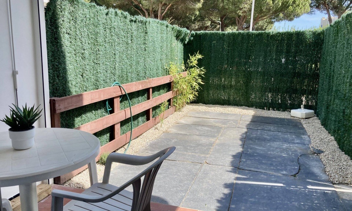 La Grande-Motte Apartment | Studio Climatisé rez de Jardin à la Grande Motte Quartier du Ponant Pour 4 Pers