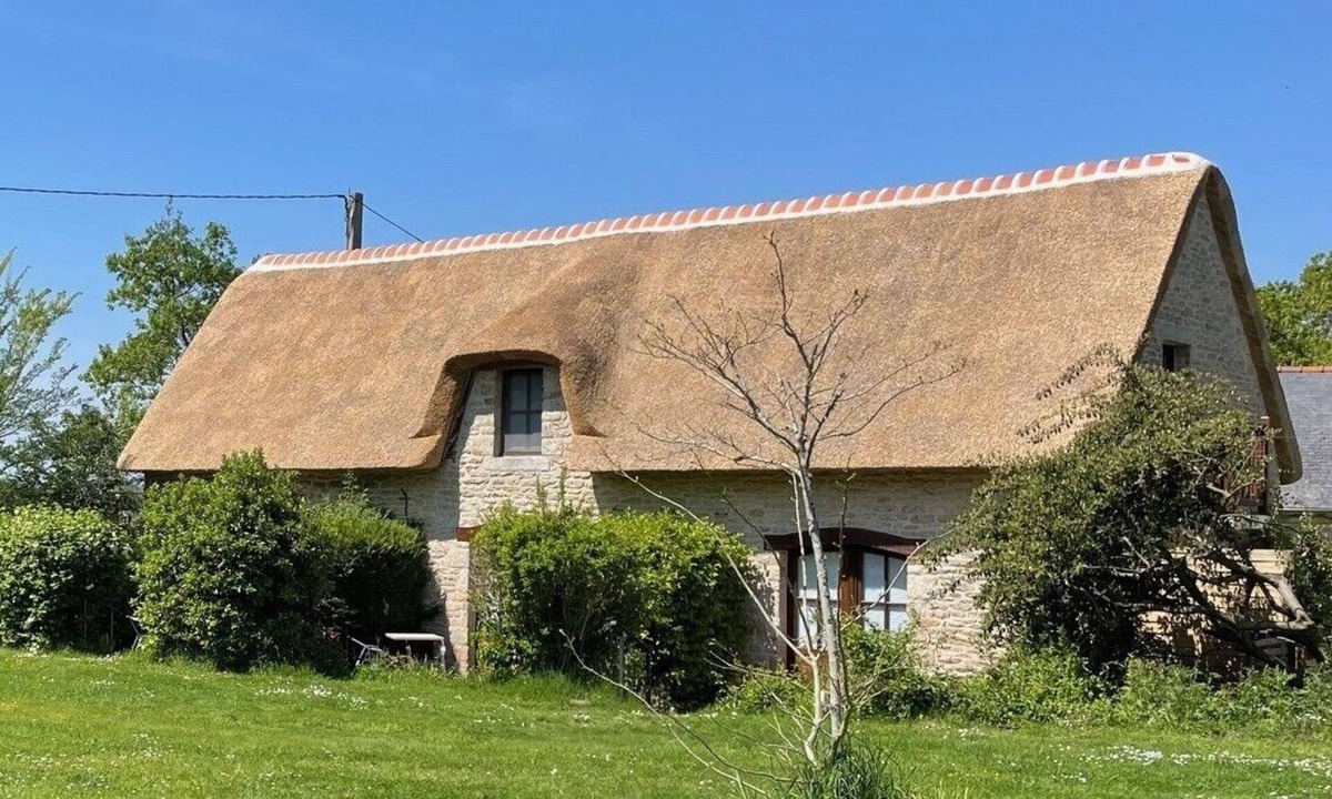 Plomeur Apartment | Studio close to Pointe de Torche