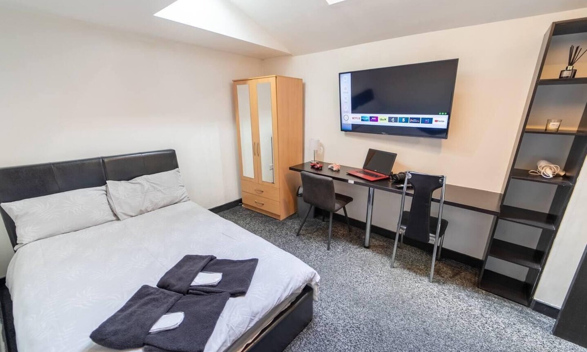 Selly Oak Apartment | studio close to University of Birmingham