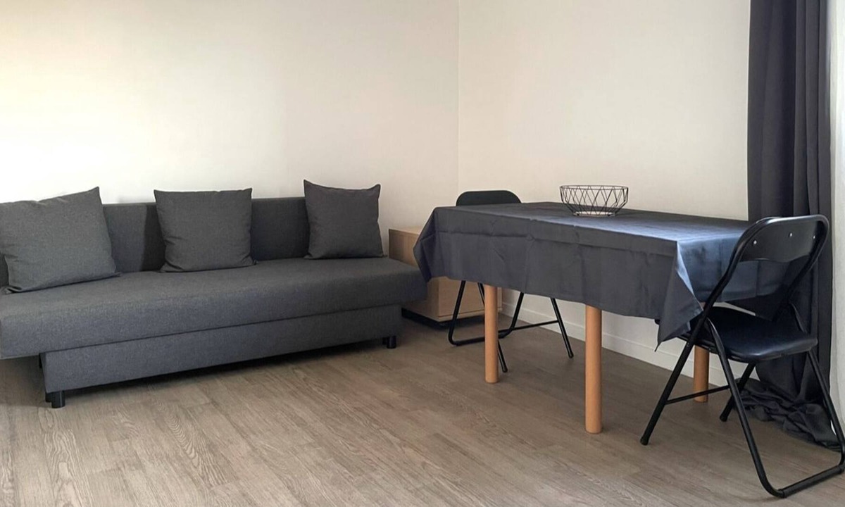 Noisy-le-Grand Apartment | Studio Confortable Proche de Paris et de Disneyland