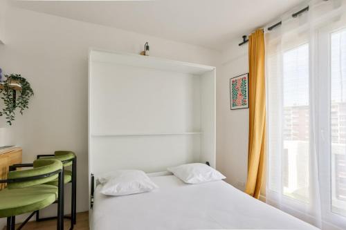 Amerique Apartment | Studio cosy à 1min à pied du métro Porte des Lilas