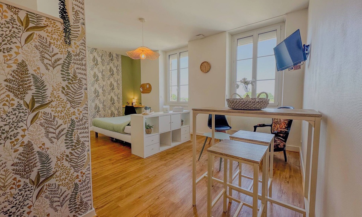 Pauillac Apartment | Studio COSY - Bath & Netflix - Ideal couple