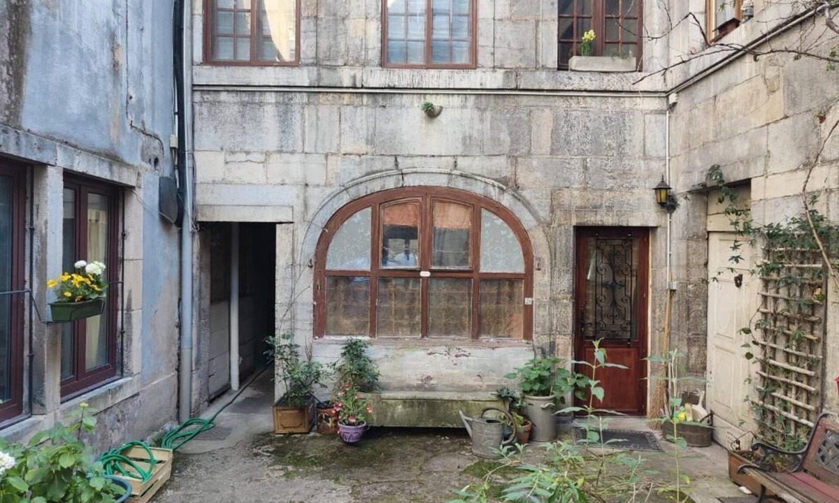 Besancon Apartment | Studio cosy centre ville