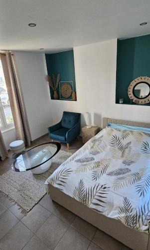 Montargis Apartment | studio cosy - centre-ville de Montargis -Wifi, Netflix