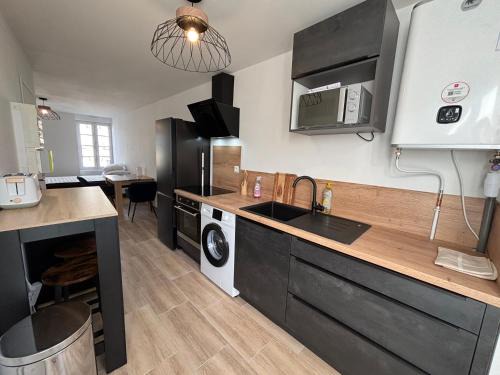Centre-ville rive gauche Apartment | Studio cosy - centre ville Laval