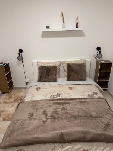 Auneau Apartment | Studio Cosy