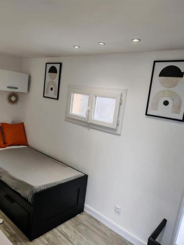 Moissy-Cramayel Apartment | Studio cosy