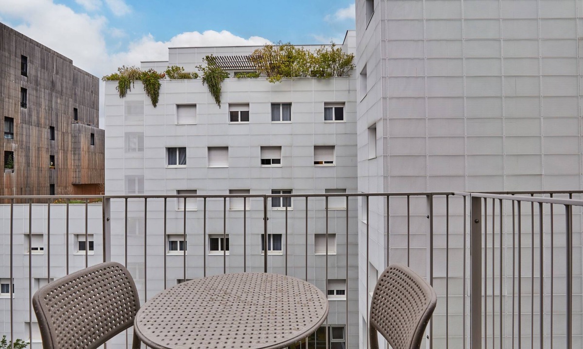 Perrache Apartment | Studio Cosy pour 2 avec Kitchenette | TV