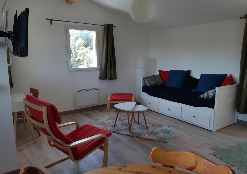 Mas-Saintes-Puelles Apartment | Studio dans un cadre champêtre