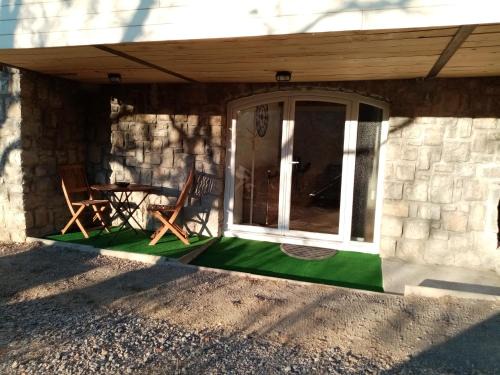 Puget-Rostang Apartment | Studio de Charme neuf à la Montagne