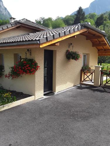 Scionzier Apartment | Studio de la corbaz