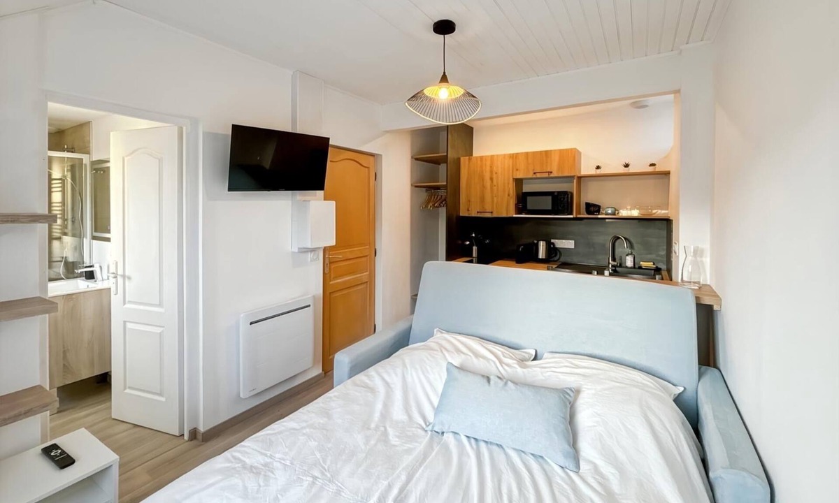 Mesnil-Val-Plage Apartment | Studio Douceur Marine (5min walk from the sea)